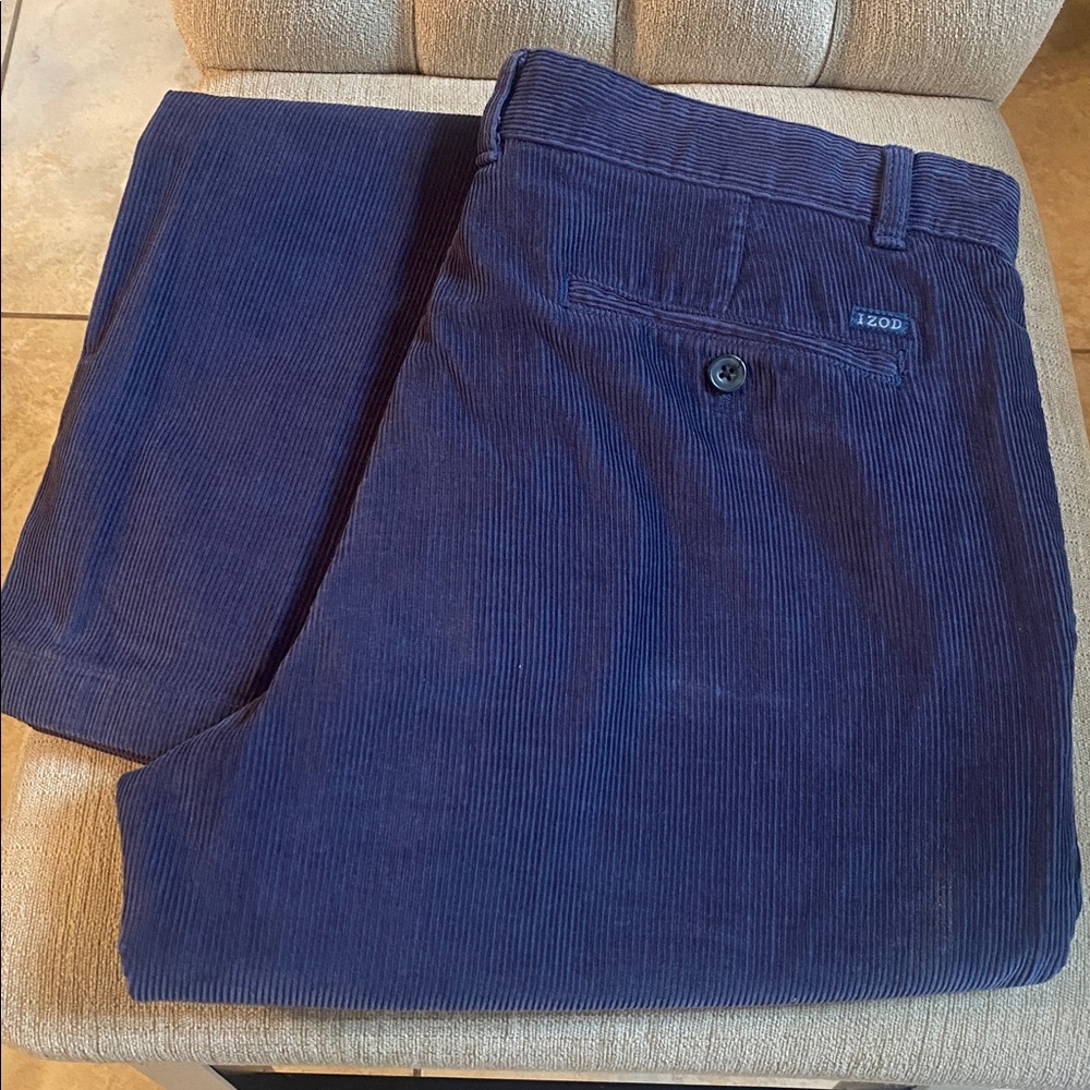 Izod Men’s Blue Corduroy Flat Front Straight Fit Chino Style Trousers / Sz 34x32